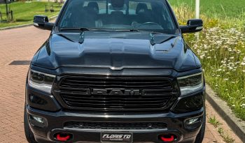 DODGE RAM 1500 5.7L V8 HEMI*BLACK-OPPS*22 INCH XD SERIES*OPEN UITLAATSYSTEEM* vol