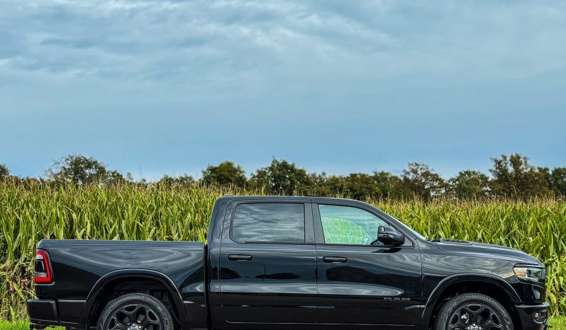 DODGE RAM 1500 5.7L HEMI 4X4 401PK V8*LIMITED EDITION*BLACK-OPPS*FULL OPTION*SPLINTER NIEUW*2024*LAATSTE V8* vol