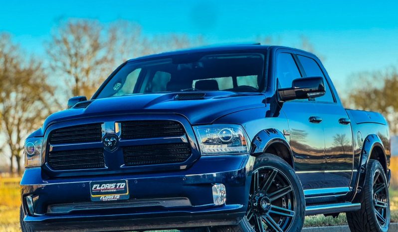 DODGE RAM 1500 5.7L HEMI V8 4X4*SPORT*LAGE BIJTELLING*BOM VOL*RAMBOXEN*PRACHTIGE KLEUR*322 LITER LPG*22 INCH* vol