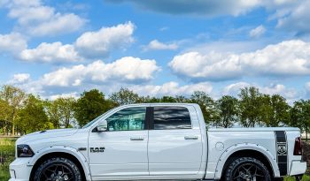 DODGE RAM 1500 5.7L V8 HEMI 4X4 401PK * SPORT * WIDE BODY * CUSTOM MADE FLORIS TD * 22 INCH * VIPER STRIPING * APPLE CARPLAY * WEINIG KM * LIEFHEBBER * LUCHTVERING * EYE CATCHER * vol