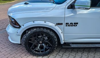 DODGE RAM 1500 5.7L V8 HEMI 4X4 401PK * SPORT * WIDE BODY * CUSTOM MADE FLORIS TD * 22 INCH * VIPER STRIPING * APPLE CARPLAY * WEINIG KM * LIEFHEBBER * LUCHTVERING * EYE CATCHER * vol