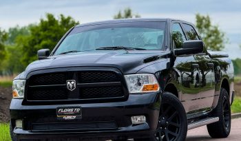 DODGE RAM 1500 5.7L HEMI 4X4 396PK V8 * BLACK EDITION * 6 PERSOONS * 20 INCH SRT-10 SPORTVELGEN * INRUIL AANBIEDING * BETAALBAAR EEN DIKKE PICK-UP RIJDEN * vol