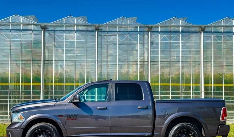 DODGE RAM 1500 5.7L V8 HEMI 4X4 401PK * LARAMIE * FULL OPTION * 322 LITER LPG * LAGE BIJTELLING * 8-TRAPS AUTOMAAT * BOM VOL * 20 INCH XD LICHTMETALEN SPORTVELGEN * vol