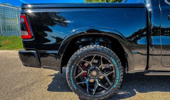 DODGE RAM 1500 5.7L HEMI 4X4 401PK V8 * LARAMIE * SPORT * BLACK-OPPS * BOM VOL * 22 INCH 4 -PLAY NIEUW * WIDE BODY * LPG * WEINIG KM * 360 CAMERA * LANE ASSIST * ADAPTIEVE CRUISE CONTROLE * vol