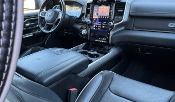DODGE RAM 1500 5.7L HEMI 4X4 401PK V8 * LARAMIE * SPORT * BLACK-OPPS * BOM VOL * 22 INCH 4 -PLAY NIEUW * WIDE BODY * LPG * WEINIG KM * 360 CAMERA * LANE ASSIST * ADAPTIEVE CRUISE CONTROLE * vol