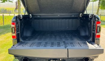 DODGE RAM 1500 5.7L HEMI 4X4 401PK V8 * LARAMIE * SPORT * BLACK-OPPS * BOM VOL * 22 INCH 4 -PLAY NIEUW * WIDE BODY * LPG * WEINIG KM * 360 CAMERA * LANE ASSIST * ADAPTIEVE CRUISE CONTROLE * vol