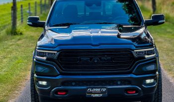DODGE RAM 1500 5.7L V8 HEMI 4X4*LIMITED EDITION*BOM VOL OPTIES*PRACHTIGE KLEUR MAXIMUM STEEL METALLIC*22 INCH 4-PLAY SPORTVELGEN*LUCHTVERING*OPEN UITLAATSYSTEEM*PRINS LPG* vol