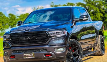 DODGE RAM 1500 5.7L V8 HEMI 4X4*LIMITED EDITION*BOM VOL OPTIES*PRACHTIGE KLEUR MAXIMUM STEEL METALLIC*22 INCH 4-PLAY SPORTVELGEN*LUCHTVERING*OPEN UITLAATSYSTEEM*PRINS LPG* vol