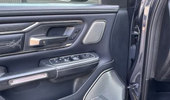 DODGE RAM 1500 5.7L V8 HEMI 4X4*LIMITED EDITION*BOM VOL OPTIES*PRACHTIGE KLEUR MAXIMUM STEEL METALLIC*22 INCH 4-PLAY SPORTVELGEN*LUCHTVERING*OPEN UITLAATSYSTEEM*PRINS LPG* vol