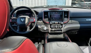 DODGE RAM 1500 5.7L HEMI 4X4 401PK V8 * REBEL * 20 INCH FUEL BREEDSET * PANORAMADAK * LAGE BIJTELLING * UNIEK * WEINIG KM * EXTREEM NETTE CONDITIE * vol