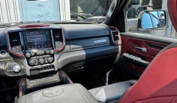 DODGE RAM 1500 5.7L HEMI 4X4 401PK V8 * REBEL * 20 INCH FUEL BREEDSET * PANORAMADAK * LAGE BIJTELLING * UNIEK * WEINIG KM * EXTREEM NETTE CONDITIE * vol