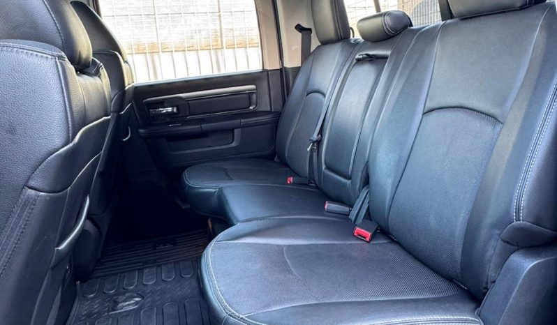 DODGE RAM 1500 5.7L V8 HEMI 4X4 425PK * SPORT * WIDE BODY * LAGE BIJTELLING * UNIEK * 20 INCH MICKEY THOMPSON BAJA BOSS * VERHOOGD * VERBREED * LIEFHEBBER * MORIMOTTO KOPLAMPEN * vol
