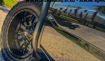 DODGE RAM 1500 5.7L HEMI 4X4 401PK V8 * REBEL * 20 INCH FUEL BREEDSET * PANORAMADAK * LAGE BIJTELLING * UNIEK * WEINIG KM * EXTREEM NETTE CONDITIE * vol