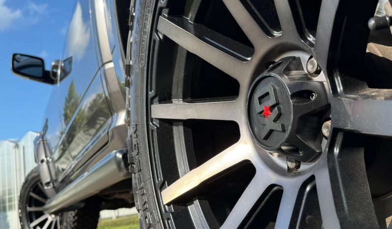 DODGE RAM 1500 5.7L V8 HEMI 4X4 425PK * SPORT * WIDE BODY * LAGE BIJTELLING * UNIEK * 20 INCH MICKEY THOMPSON BAJA BOSS * VERHOOGD * VERBREED * LIEFHEBBER * MORIMOTTO KOPLAMPEN * vol
