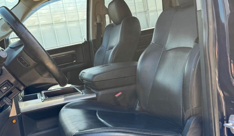 DODGE RAM 1500 5.7L HEMI 4X4 401PK V8 * SPORT * WIDE BODY * BOM VOL * MARGE * LAGE BIJTELLING * 20 INCH XD LICHTMETALEN SPORTVELGEN * OPEN UITLAAT * PRACHTIGE KLEUR * PARTICULIER GEREDEN * vol
