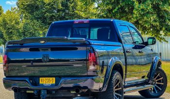 DODGE RAM 1500 5.7L HEMI 4X4 401PK V8 * SPORT * WIDE BODY * BOM VOL * MARGE * LAGE BIJTELLING * 20 INCH XD LICHTMETALEN SPORTVELGEN * OPEN UITLAAT * PRACHTIGE KLEUR * PARTICULIER GEREDEN * vol