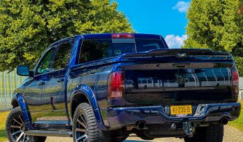 DODGE RAM 1500 5.7L HEMI 4X4 401PK V8 * SPORT * WIDE BODY * BOM VOL * MARGE * LAGE BIJTELLING * 20 INCH XD LICHTMETALEN SPORTVELGEN * OPEN UITLAAT * PRACHTIGE KLEUR * PARTICULIER GEREDEN * vol