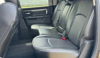 DODGE RAM 1500 5.7L HEMI V8 4X4 401PK * SPORT * FULL OPTION * FLOWMASTER UITLAATSYSTEEM * LPG * 20 INCH * PPF SMOKE * LEDBAR * CUSTOM STRIPING NIEUW * DEZE PRACHTIGE RAM SPORT KOMT BINNEN * vol