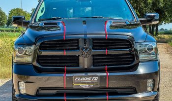 DODGE RAM 1500 5.7L HEMI V8 4X4 * SPORT * BLACK-OPPS * FULL OPTION * PERFORMANCE UITLAATSYSTEEM * 180 L LPG * CUSTOM STRIPING NIEUW * 20 INCH * BEDCOVER * SCHUIFKANTELDAK * vol