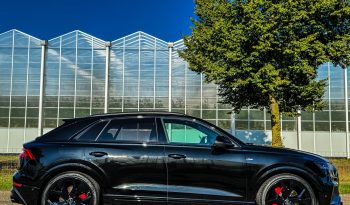 AUDI Q8 60 TFSI – E QUATTRO SQ8 BODY KIT * HYBRIDE * 467 PK * BOM BOM VOL * 23 INCH SQ8 LICHTMETALEN VELGEN * TREKHAAK * SLECHTS 30.000 KM * NIEUWSTAAT * PERFORMANCE SPORTSTOELEN * BANG & OLUFSEN MUZIEK INSTALLATIE * vol
