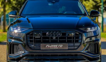 AUDI Q8 60 TFSI – E QUATTRO SQ8 BODY KIT * HYBRIDE * 467 PK * BOM BOM VOL * 23 INCH SQ8 LICHTMETALEN VELGEN * TREKHAAK * SLECHTS 30.000 KM * NIEUWSTAAT * PERFORMANCE SPORTSTOELEN * BANG & OLUFSEN MUZIEK INSTALLATIE * vol