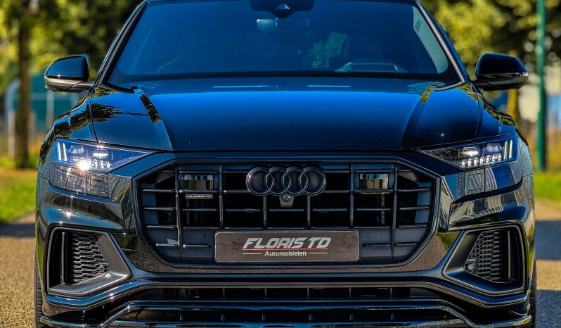 AUDI Q8 60 TFSI – E QUATTRO SQ8 BODY KIT * HYBRIDE * 467 PK * BOM BOM VOL * 23 INCH SQ8 LICHTMETALEN VELGEN * TREKHAAK * SLECHTS 30.000 KM * NIEUWSTAAT * PERFORMANCE SPORTSTOELEN * BANG & OLUFSEN MUZIEK INSTALLATIE * vol