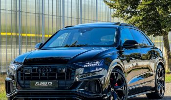 AUDI Q8 60 TFSI – E QUATTRO SQ8 BODY KIT * HYBRIDE * 467 PK * BOM BOM VOL * 23 INCH SQ8 LICHTMETALEN VELGEN * TREKHAAK * SLECHTS 30.000 KM * NIEUWSTAAT * PERFORMANCE SPORTSTOELEN * BANG & OLUFSEN MUZIEK INSTALLATIE * vol