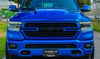 DODGE RAM 1500 5.7L HEMI V8 4X4 401PK * LARAMIE * UNIEK * PRACHTIGE KLEUR * 22 INCH FUEL LICHTMETALEN SPORTVELGEN * LPG * GROOT BEELDSCHERM * APPLE CARPLAY * US LIGHTS * vol