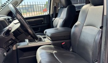 DODGE RAM 1500 5.7L HEMI 4X4 401PK V8 * SPORT * EXTREEM LAGE BIJTELLING * PRACHTIGE KLEUR * 20 INCH BLACK-OPPS * PERFORMANCE UITLAATSYSTEEM * VERHOOGD * VERBREED * NETTE STAAT * vol