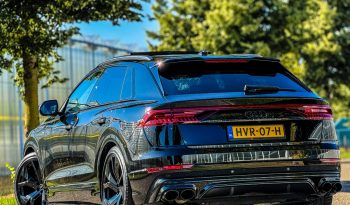 AUDI Q8 60 TFSI – E QUATTRO SQ8 BODY KIT * HYBRIDE * 467 PK * BOM BOM VOL * 23 INCH SQ8 LICHTMETALEN VELGEN * TREKHAAK * SLECHTS 30.000 KM * NIEUWSTAAT * PERFORMANCE SPORTSTOELEN * BANG & OLUFSEN MUZIEK INSTALLATIE * vol