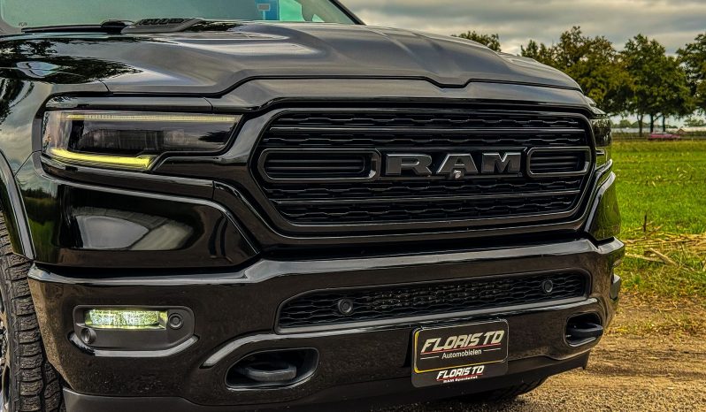 DODGE RAM 1500 5.7L HEMI 4X4 401PK V8 * LIMITED EDITION * BLACK-OPPS * FULL OPTION * 322 LITER LPG PRINS * LEDBAR * 22 INCH LICHTMETALEN SPORTVELGEN * OPEN UITLAAT * TOP CONDITIE * 1E EIGENAAR * vol