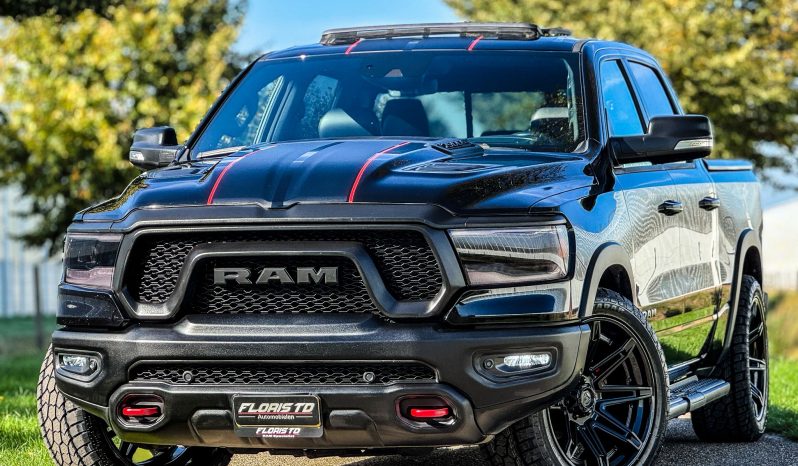 DODGE RAM 1500 5.7L HEMI 4X4 401PK V8 * REBEL * WIDE BODY * BOM VOL * BEEST * 22 INCH FUEL * 2023 * KM STAND 52.000 KM * CUSTOM STRIPING * PPF SMOKE VERLICHTING * HEAD-UP DISPLAY * DIGITALE BINNEN SPIEGEL * vol