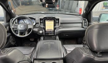DODGE RAM 1500 5.7L HEMI 4X4 401PK V8 * LIMITED EDITION * BLACK-OPPS * FULL OPTION * 322 LITER LPG PRINS * LEDBAR * 22 INCH LICHTMETALEN SPORTVELGEN * OPEN UITLAAT * TOP CONDITIE * 1E EIGENAAR * vol