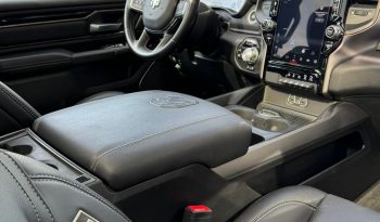 DODGE RAM 1500 5.7L HEMI 4X4 401PK V8 * REBEL * WIDE BODY * BOM VOL * BEEST * 22 INCH FUEL * 2023 * KM STAND 52.000 KM * CUSTOM STRIPING * PPF SMOKE VERLICHTING * HEAD-UP DISPLAY * DIGITALE BINNEN SPIEGEL * vol
