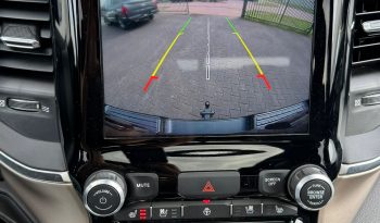 DODGE RAM 1500 5.7L HEMI V8 4X4 401PK * LARAMIE * SPORT * BLACK-OPPS * WIDE BODY * PRACHTIGE PICK-UP * 22 INCH * OPEN UITLAAT * SMOKE PPF KOPLAMPEN * ELEKTRISCHE SIDE BARS * 75.000 KM * vol