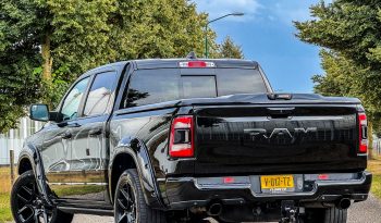 DODGE RAM 1500 5.7L HEMI V8 4X4 401PK * LARAMIE * SPORT * BLACK-OPPS * WIDE BODY * PRACHTIGE PICK-UP * 22 INCH * OPEN UITLAAT * SMOKE PPF KOPLAMPEN * ELEKTRISCHE SIDE BARS * 75.000 KM * vol