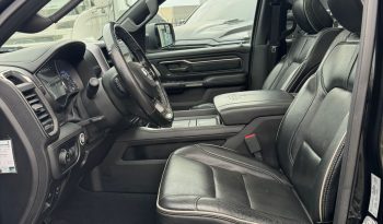 DODGE RAM 1500 5.7L V8 HEMI 4X4 401PK * LIMITED EDITION * BLACK-OPPS * WIDE BODY * BOM VOL * CARBON * LUCHTVERING * 22 INCH 4-PLAY * BACKFLIP * NIEUWSTAAT * vol