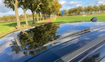 DODGE RAM 1500 5.7L HEMI V8 4X4 * SPORT * BLACK-OPPS * FULL OPTION * WIDE BODY * 22 INCH SPORTVELGEN * ELEKTRISCHE TREEPLANKEN * PERFORMANCE UITLAAT * AFSTAND START * PRINS LPG * NETTE STAAT * vol