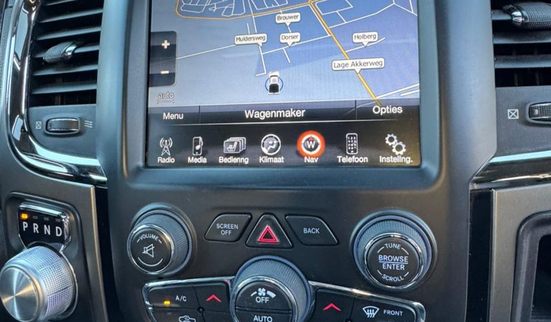 DODGE RAM 1500 5.7L HEMI V8 4X4 401PK * SPORT * RAMBOX * NIEUWSTAAT * 1E EIGENAAR * BLACK-OPPS PAKKET * PERFORMANCE UITLAATSYSTEEM * SRT GRIL * FULL OPTION * WEINIG KM 77.000 KM * vol