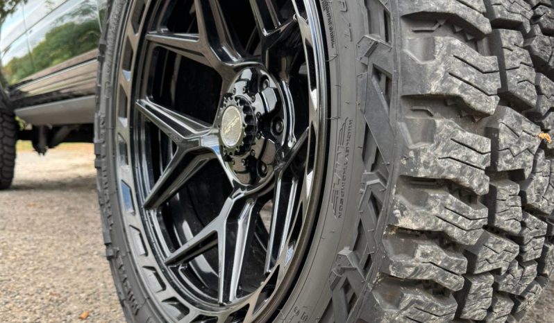 DODGE RAM 1500 5.7L HEMI 4X4 401PK * LARAMIE * SPORT * BLACK-OPPS * EXTREEM DIK * UNIEK * 4 INCH VERHOOGD * VERBREED * DIAMONDBACK COVER * 22 INCH 4 – PLAY * MICKEY THOMPSON * MBRP UITLAATSYSTEEM * GETINTE RUITEN * THE BEAST * WIDE BODY * vol