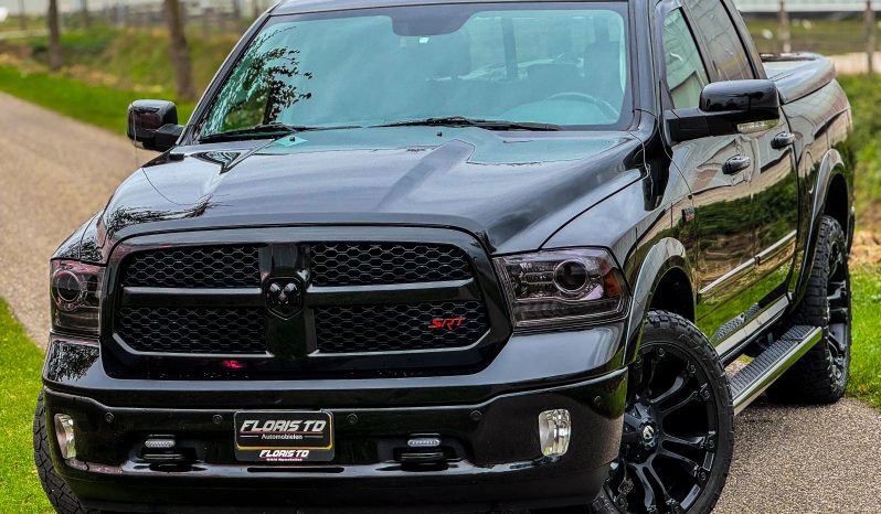 DODGE RAM 1500 5.7L HEMI 4X4 401 PK V8 * LARAMIE * BLACK-OPPS * NIEUWSTAAT * 1E EIGENAAR * FULL OPTION * 22 INCH FUEL LICHTMETALEN SPORTVELGEN * MAGNAFLOW UITLAAT * SLECHTS 82.000 KM * vol