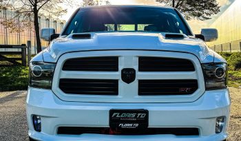 DODGE RAM 1500 5.7L HEMI V8 4X4 401PK * SPORT * RAMBOX * NIEUWSTAAT * 1E EIGENAAR * BLACK-OPPS PAKKET * PERFORMANCE UITLAATSYSTEEM * SRT GRIL * FULL OPTION * WEINIG KM 77.000 KM * vol