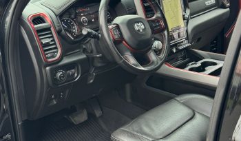 DODGE RAM 1500 5.7L V8 HEMI 4X4 401PK * REBEL * 22 INCH FUEL LICHTMETALEN SPORTVELGEN * MAGNAFLOW PERFORMANCE UITLAAT * GROOT BEELDSCHERM * LUCHTVERING * PANORAMADAK * 330 LITER LPG * TOW HOOKS ROOD * BEDCOVER * vol