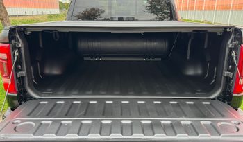 DODGE RAM 1500 5.7L V8 HEMI 4X4 401PK * LIMITED EDITION * BLACK-OPPS * WIDE BODY * BOM VOL * CARBON * LUCHTVERING * 22 INCH 4-PLAY * BACKFLIP * NIEUWSTAAT * vol