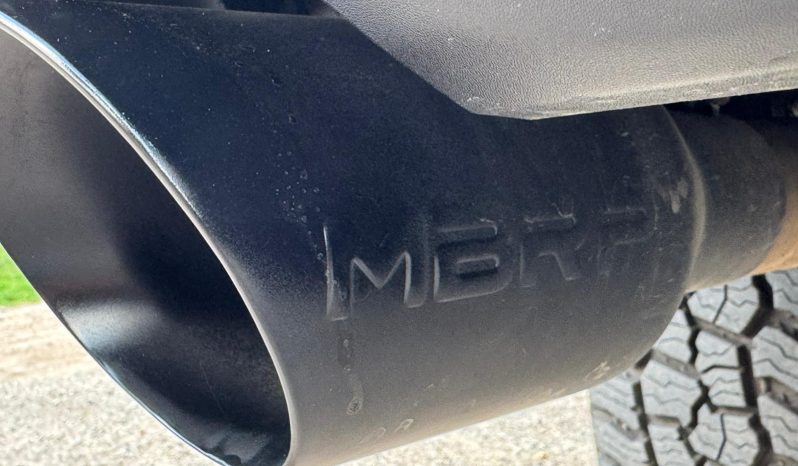 DODGE RAM 1500 5.7L HEMI 4X4 401PK * LARAMIE * SPORT * BLACK-OPPS * EXTREEM DIK * UNIEK * 4 INCH VERHOOGD * VERBREED * DIAMONDBACK COVER * 22 INCH 4 – PLAY * MICKEY THOMPSON * MBRP UITLAATSYSTEEM * GETINTE RUITEN * THE BEAST * WIDE BODY * vol