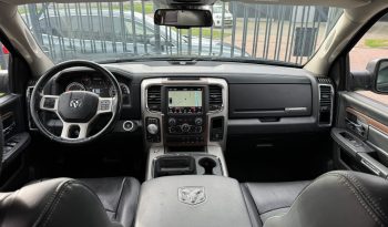 DODGE RAM 1500 5.7L HEMI V8 4X4 401PK * LARAMIE * BLACK-OPPS * BOM VOL * 22 INCH 4- PLAY * BUGSHIELD * 2019 FACELIFT * APPLE CARPLAY * SCHUIFKANTELDAK * PRINS LPG * SMOKE PPF VERLICHTING ROND OM * PRACHTIGE PICK-UP * vol