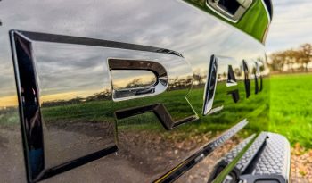 DODGE RAM 1500 5.7L HEMI V8 4X4 401PK * LARAMIE * BLACK-OPPS * BOM VOL * 22 INCH 4- PLAY * BUGSHIELD * 2019 FACELIFT * APPLE CARPLAY * SCHUIFKANTELDAK * PRINS LPG * SMOKE PPF VERLICHTING ROND OM * PRACHTIGE PICK-UP * vol