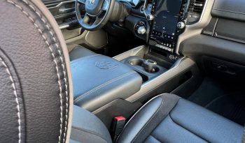 DODGE RAM 1500 5.7L V8 HEMI 4X4 401PK * LARAMIE * SPORT * CUSTOM MOPAR DESIGN * 22 INCH * V-MAX TUNING 440PK * TRX STYLE GRILL * AIRLIFT HD * ELEKTRISCHE SIDEBARS * PERFORMANCE UITLAATSYSTEEM MBRP * BOUWJAAR 2024 * vol