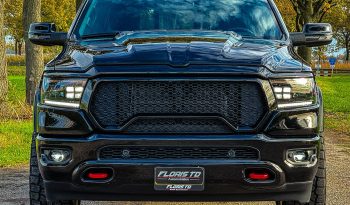 DODGE RAM 1500 5.7L V8 HEMI 4X4 401PK * LARAMIE * SPORT * CUSTOM MOPAR DESIGN * 22 INCH * V-MAX TUNING 440PK * TRX STYLE GRILL * AIRLIFT HD * ELEKTRISCHE SIDEBARS * PERFORMANCE UITLAATSYSTEEM MBRP * BOUWJAAR 2024 * vol