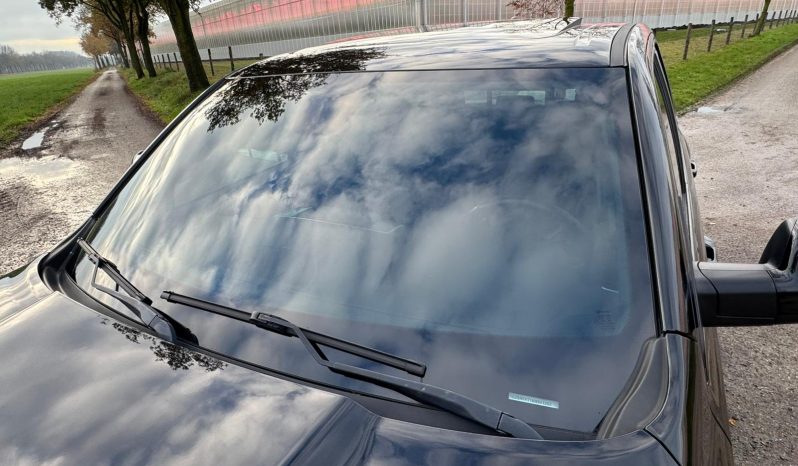 DODGE RAM 1500 5.7L HEMI 4X4 401PK V8 * BIGHORN * WIDE BODY * BLACK-OPPS * BOM VOL * HELEMAAL DIK * 22 INCH 4 – PLAY LICHTMETALEN SPORTVELGEN * PPF SMOKE ROND OM * PERFORMANCE OPEN UITLAATSYSTEEM * CUSTOM SFEER VERLICHTING INTERIEUR * vol